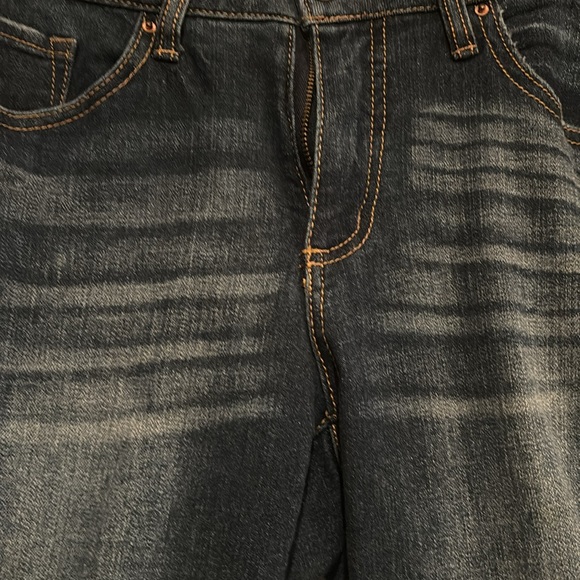 Time & True size 12 distressed cuffed capris - Picture 6 of 6